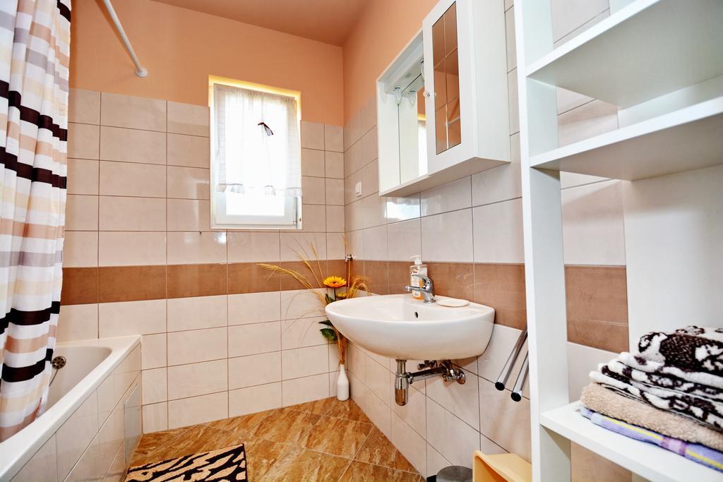 זאדאר Apartments Silvana Sunset View מראה חיצוני תמונה