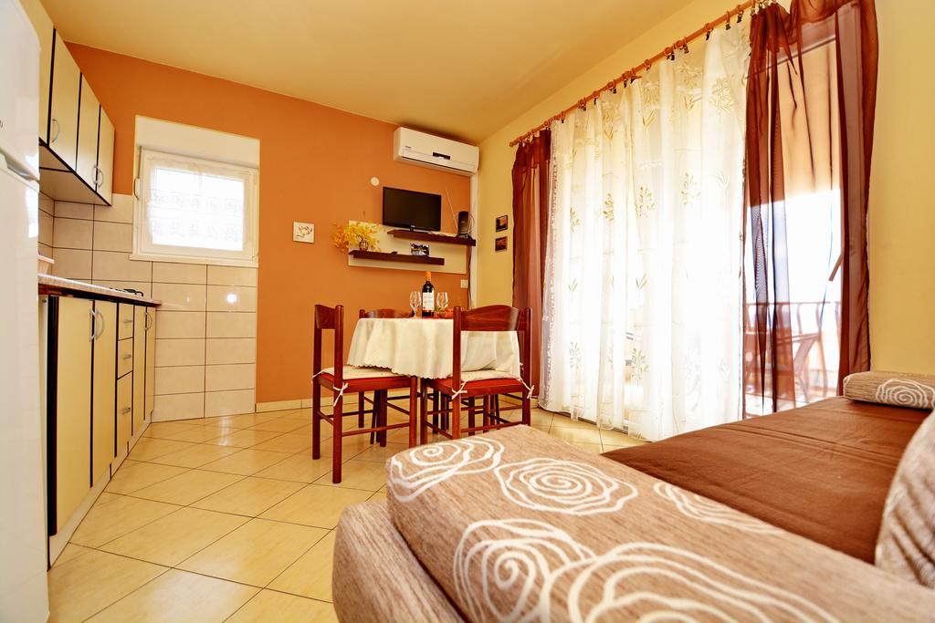 זאדאר Apartments Silvana Sunset View מראה חיצוני תמונה