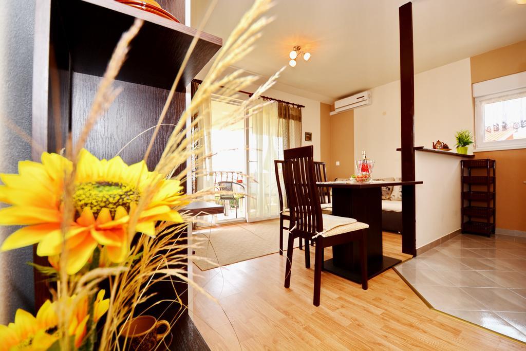 זאדאר Apartments Silvana Sunset View מראה חיצוני תמונה
