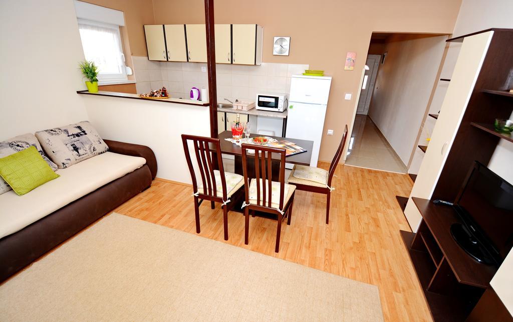 זאדאר Apartments Silvana Sunset View מראה חיצוני תמונה