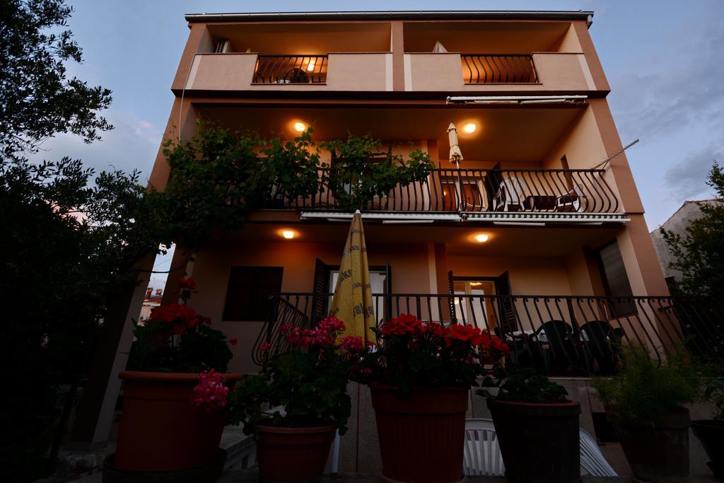 זאדאר Apartments Silvana Sunset View מראה חיצוני תמונה